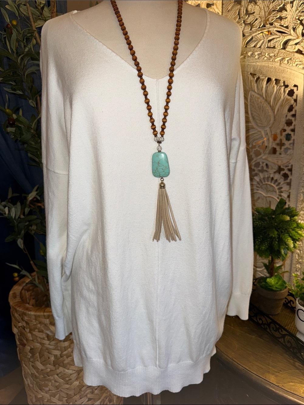 Juliana’s Cozy V-Neck Oversized Sweater Tunic in White